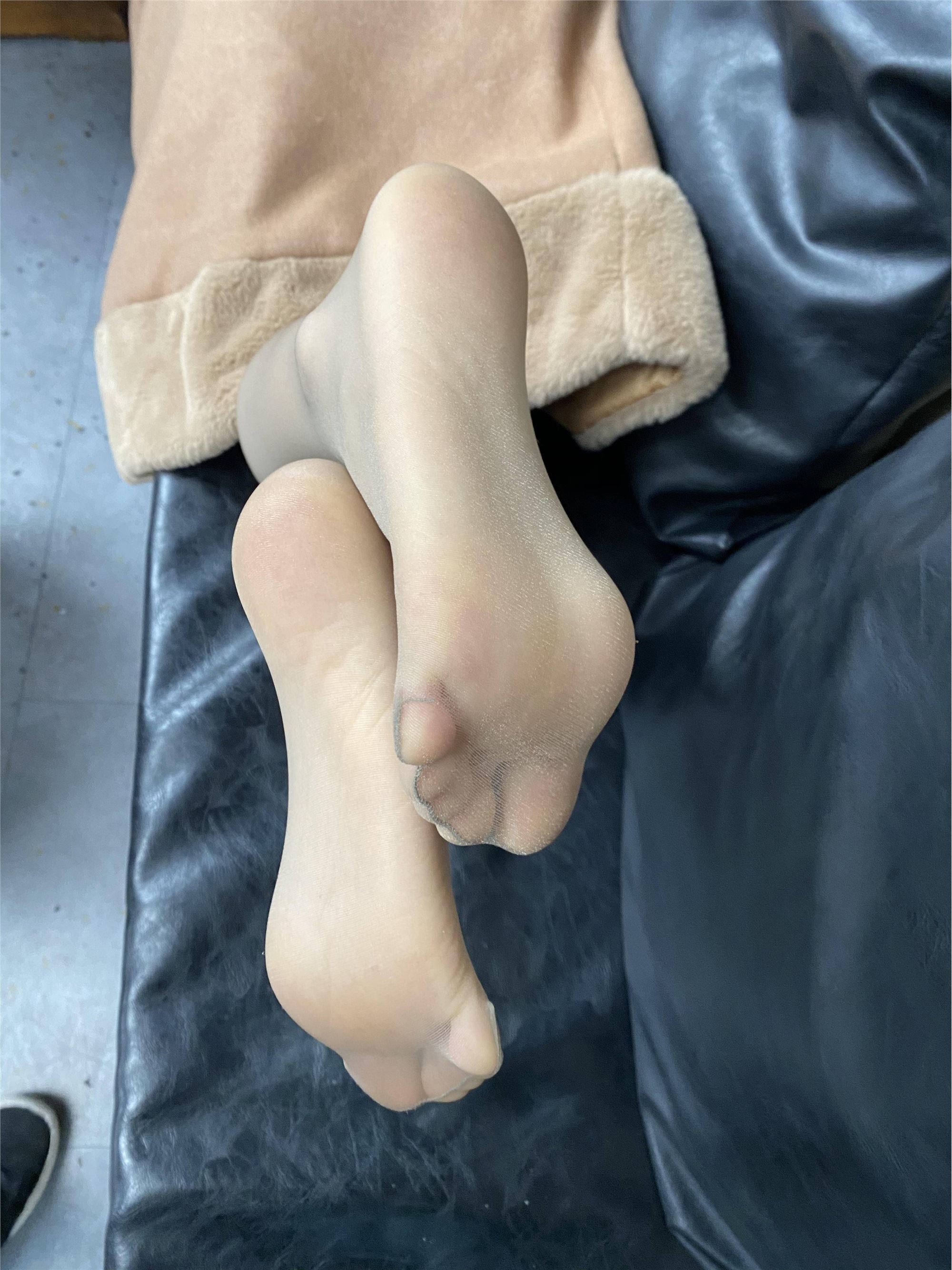 MussGirl慕丝女郎  NO.160 红色皮裙肉丝